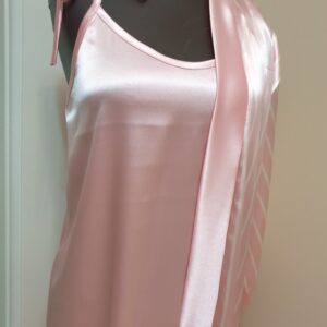 ربدوشامبر ویکتوریا سکرت و پیراهن